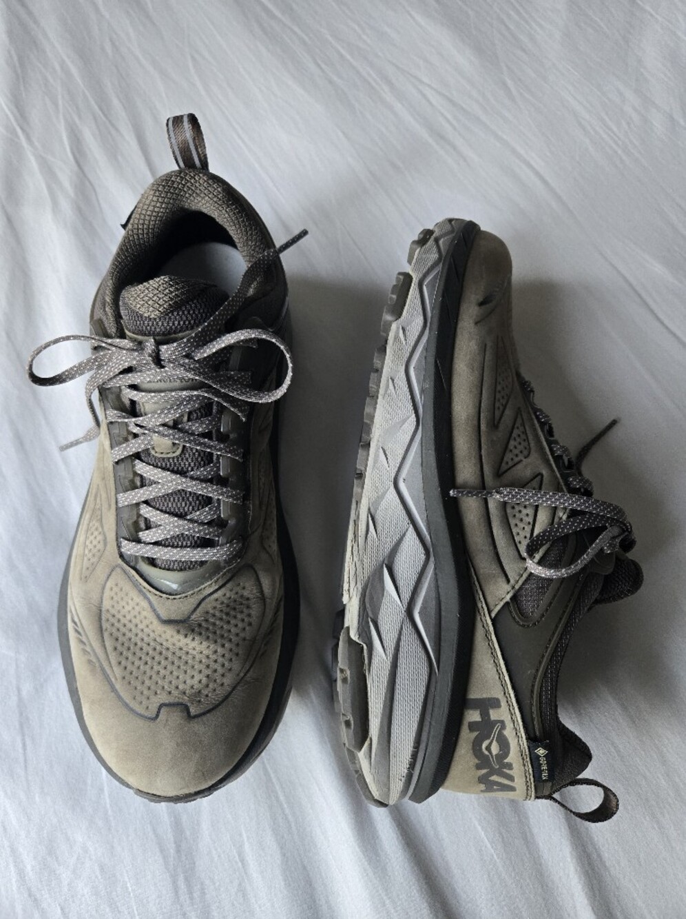 HOKA ONE ONE Challenger Low GORE-TEX Hiking Shoes Women’s 10D WIDE Brown